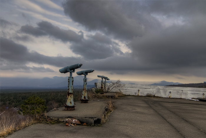 asama volcano museum binoculars